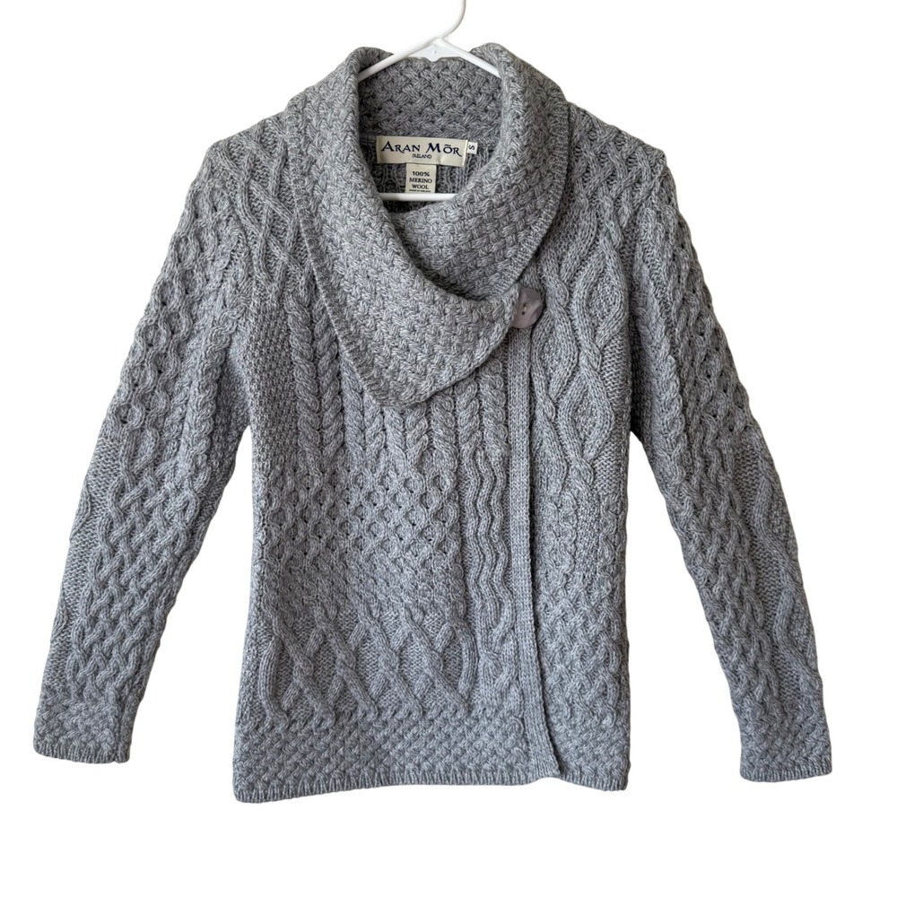 Aran Mor Ireland 100% Merino Wool Cable Knit Cardigan Grey Asymmetrical Button S